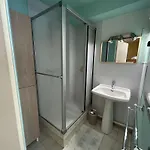 Appartement Centre-ville, Proche - Appt 2p Cabine, 4 Pers Avec Parking Prive, - Fr-1-250-114 *