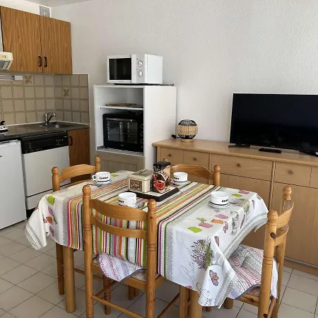 Centre-ville, Proche - Appt 2p Cabine, 4 Pers Avec Parking Prive, - Fr-1-250-114 * Le Grau-du-Roi