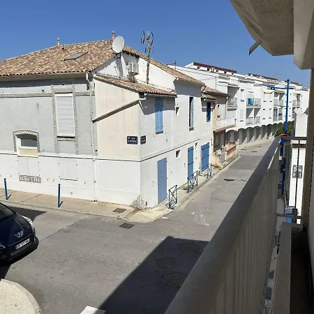 Apartment Centre-ville, Proche - Appt 2p Cabine, 4 Pers Avec Parking Prive, - Fr-1-250-114 Le Grau-du-Roi