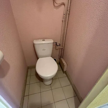 Centre-ville, Proche - Appt 2p Cabine, 4 Pers Avec Parking Prive, - Fr-1-250-114 Le Grau-du-Roi
