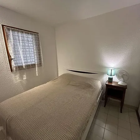 Centre-ville, Proche - Appt 2p Cabine, 4 Pers Avec Parking Prive, - Fr-1-250-114 Apartment *